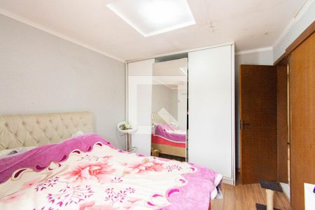Suite de casa à venda com 2 quartos, 100m² em Olaria, Canoas