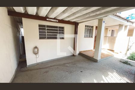 Garagem de casa à venda com 3 quartos, 239m² em Jardim Paraíso, São Paulo