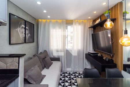 Sala de apartamento para alugar com 2 quartos, 33m² em Vila Ema, São Paulo