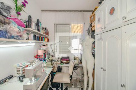 Quarto 1 de apartamento à venda com 2 quartos, 42m² em Sarandi, Porto Alegre