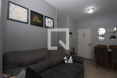 Sala de apartamento à venda com 2 quartos, 65m² em Itaquera, São Paulo