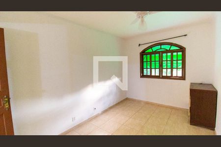 Quarto  de casa à venda com 3 quartos, 680m² em Itaipu, Niterói