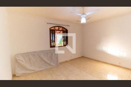 Suíte 1 de casa à venda com 3 quartos, 680m² em Itaipu, Niterói