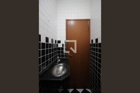 Lavabo de casa para alugar com 3 quartos, 240m² em Baeta Neves, São Bernardo do Campo