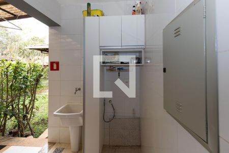 Área de Serviço de casa à venda com 3 quartos, 500m² em Parque do engenho, Nova Lima