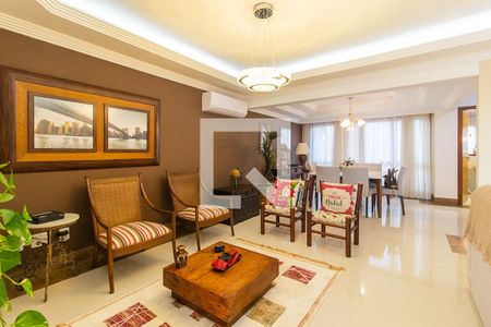 Sala de casa de condomínio à venda com 3 quartos, 382m² em Cristal, Porto Alegre