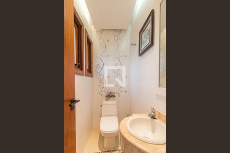 Lavabo de casa de condomínio à venda com 3 quartos, 382m² em Cristal, Porto Alegre