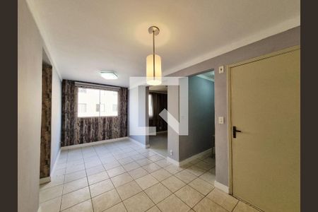 Sala de apartamento à venda com 3 quartos, 60m² em Paraisópolis, São Paulo