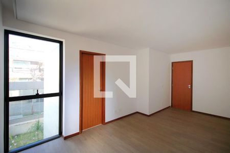 Quarto de apartamento à venda com 4 quartos, 135m² em Serra, Belo Horizonte