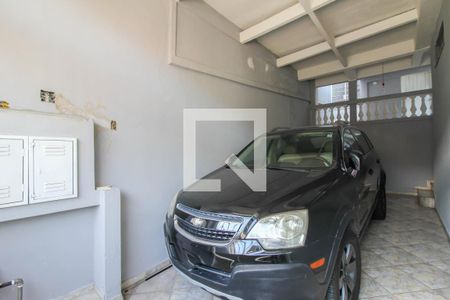 Garagem de casa à venda com 3 quartos, 320m² em Jardim Moreira, Guarulhos