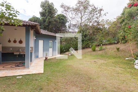 Quintal de casa de condomínio à venda com 3 quartos, 268m² em Casa Branca, Brumadinho
