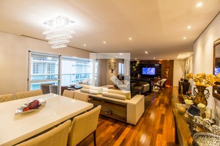 Apartamento para alugar com 3 quartos, 243m² em Alphaville Industrial, Barueri