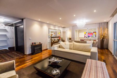 Sala de TV de apartamento para alugar com 3 quartos, 243m² em Alphaville Industrial, Barueri