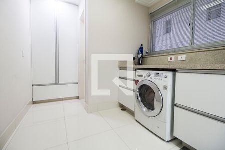 Área de Serviço de apartamento para alugar com 3 quartos, 243m² em Alphaville Industrial, Barueri
