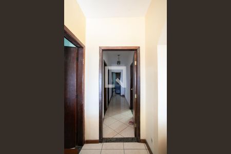 Entrada de casa à venda com 3 quartos, 290m² em Santa Monica, Belo Horizonte