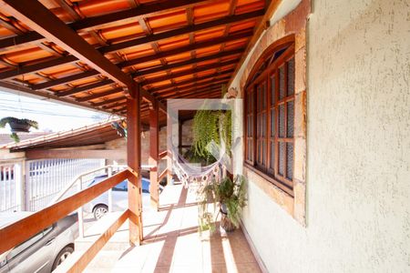 Varanda de casa à venda com 3 quartos, 290m² em Santa Monica, Belo Horizonte
