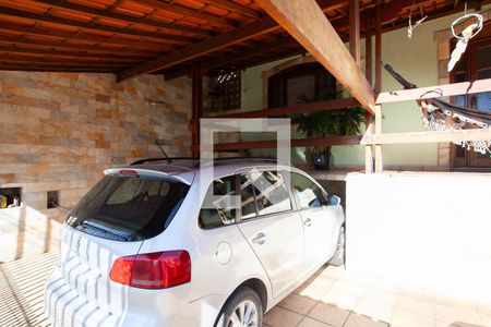 Garagem de casa à venda com 3 quartos, 290m² em Santa Monica, Belo Horizonte