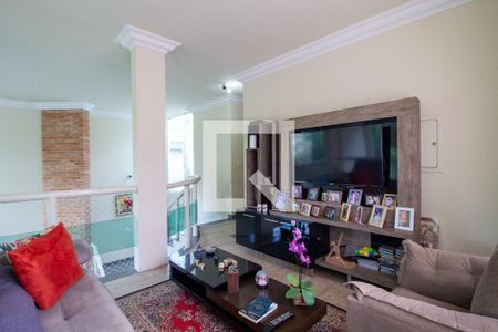 Sala de TV de casa de condomínio para alugar com 4 quartos, 340m² em Granja Olga Iii, Sorocaba