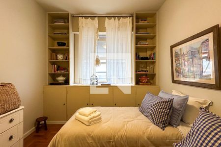 Quarto 01 de apartamento à venda com 3 quartos, 105m² em Leblon, Rio de Janeiro