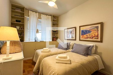 Quarto 01 de apartamento à venda com 3 quartos, 105m² em Leblon, Rio de Janeiro