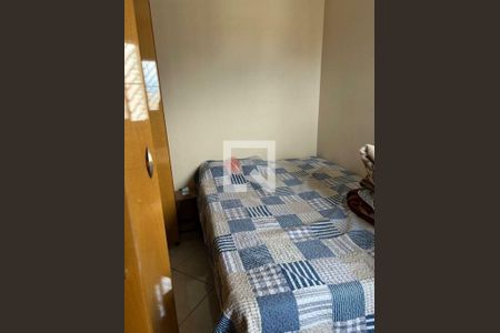 Casa à venda com 3 quartos, 136m² em Vila Domitila, São Paulo