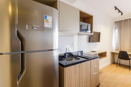 Cozinha de kitnet/studio à venda com 1 quarto, 24m² em Vila Olímpia, São Paulo