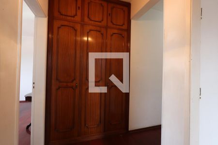 Corredor de apartamento à venda com 3 quartos, 110m² em Vila Mariana, São Paulo