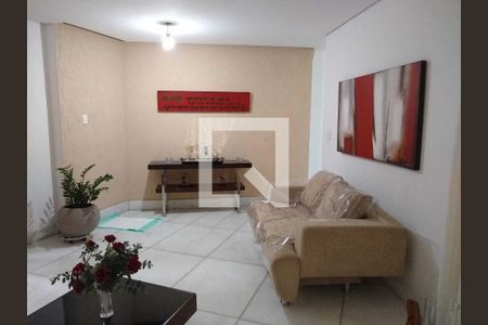 Casa para alugar com 4 quartos, 351m² em Alto Caiçaras, Belo Horizonte