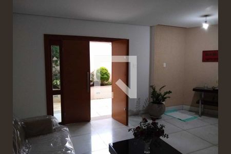 Casa para alugar com 4 quartos, 351m² em Alto Caiçaras, Belo Horizonte