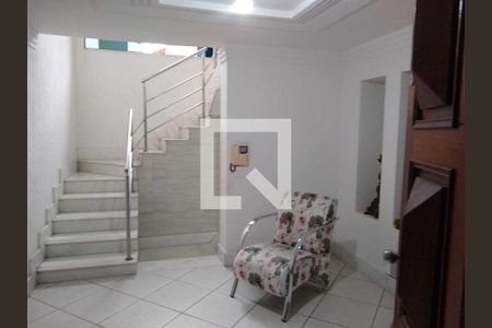 Casa para alugar com 4 quartos, 351m² em Alto Caiçaras, Belo Horizonte