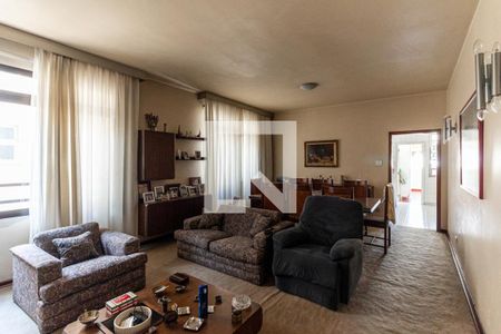 Sala de apartamento à venda com 3 quartos, 180m² em Higienópolis, São Paulo