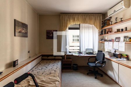 Quarto 1 de apartamento à venda com 3 quartos, 180m² em Higienópolis, São Paulo