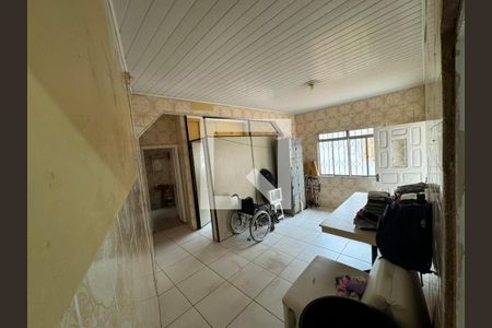 Casa à venda com 4 quartos, 400m² em Santa Terezinha, Santo André