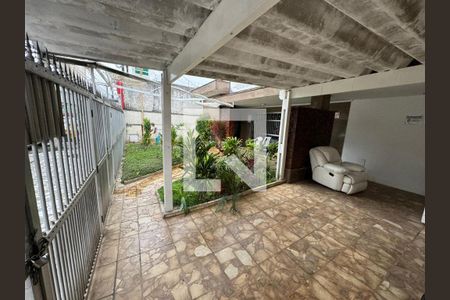 Casa à venda com 4 quartos, 400m² em Santa Terezinha, Santo André
