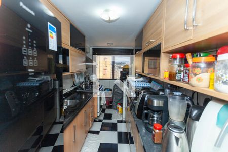 Cozinha de apartamento para alugar com 2 quartos, 63m² em Vila da Paz, São Paulo