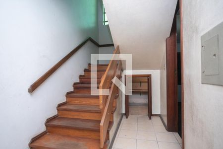 Escada de casa à venda com 5 quartos, 700m² em Jardim Carvalho, Porto Alegre