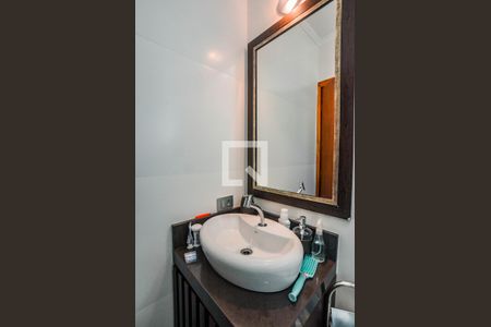Banheiro da Suíte de casa de condomínio à venda com 3 quartos, 138m² em Jardim Santo Antônio, Santo André