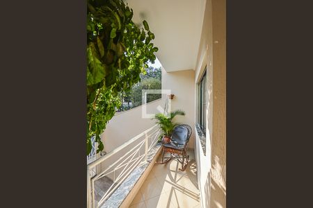 Hall de entrada de casa à venda com 3 quartos, 235m² em Jardim do Mar, São Bernardo do Campo