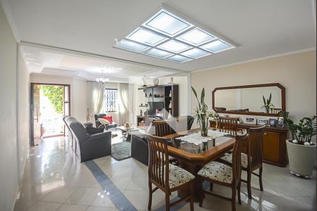 Sala de casa à venda com 3 quartos, 235m² em Jardim do Mar, São Bernardo do Campo