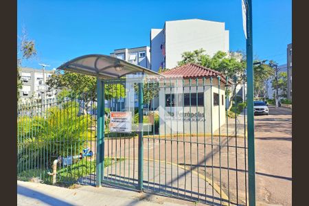 Fachada e Portaria de apartamento à venda com 2 quartos, 60m² em Jardim Itu, Porto Alegre