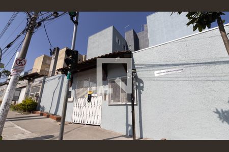 Fachada de apartamento à venda com 2 quartos, 56m² em Jardim Maringa, São Paulo