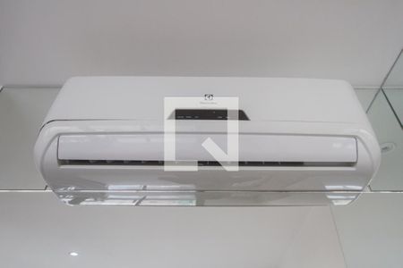 Sala/Quarto de apartamento à venda com 1 quarto, 38m² em Campo Belo, São Paulo