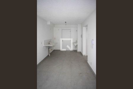 Sala/Cozinha de apartamento para alugar com 2 quartos, 35m² em Vila Graciosa, São Paulo
