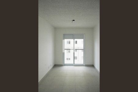 Sala/Cozinha de apartamento para alugar com 2 quartos, 35m² em Vila Graciosa, São Paulo