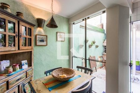 Casa à venda com 2 quartos, 110m² em Vila Mariana, São Paulo