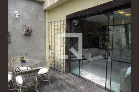 Casa à venda com 3 quartos, 320m² em Laranjeiras, Rio de Janeiro