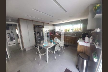 Casa à venda com 5 quartos, 429m² em Barra da Tijuca, Rio de Janeiro