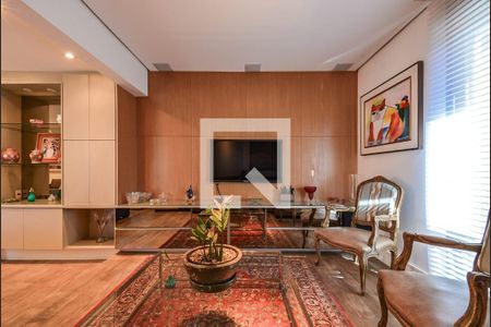 Apartamento à venda com 3 quartos, 240m² em Cerqueira César, São Paulo