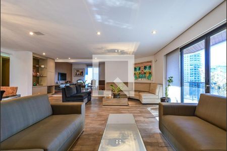 Apartamento à venda com 3 quartos, 240m² em Cerqueira César, São Paulo