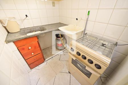 Cozinha de kitnet/studio para alugar com 2 quartos, 42m² em Vila Bela, Goiânia